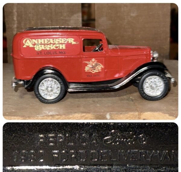 1932 Ford Panel Truck Bank